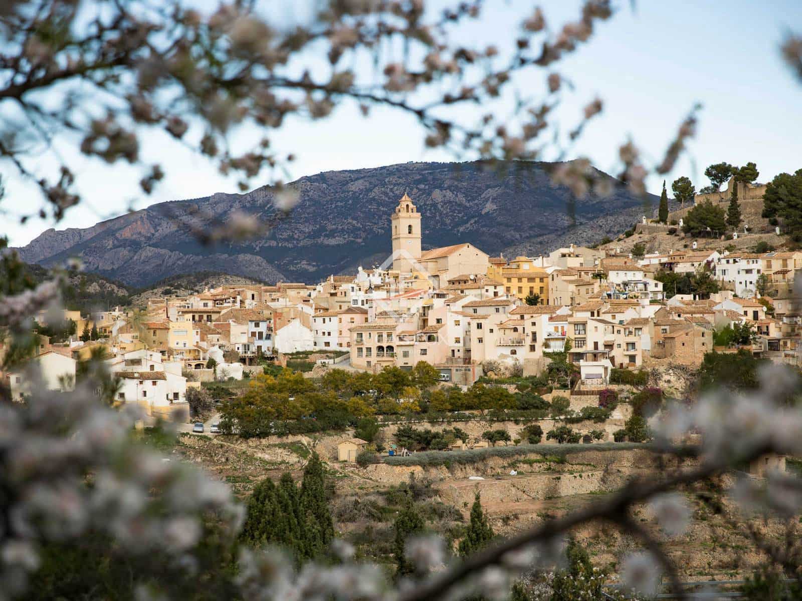 2 Zimmer Villa zu verkaufen in Polop mit Garage - 445.000 € (Ref: 8986595)