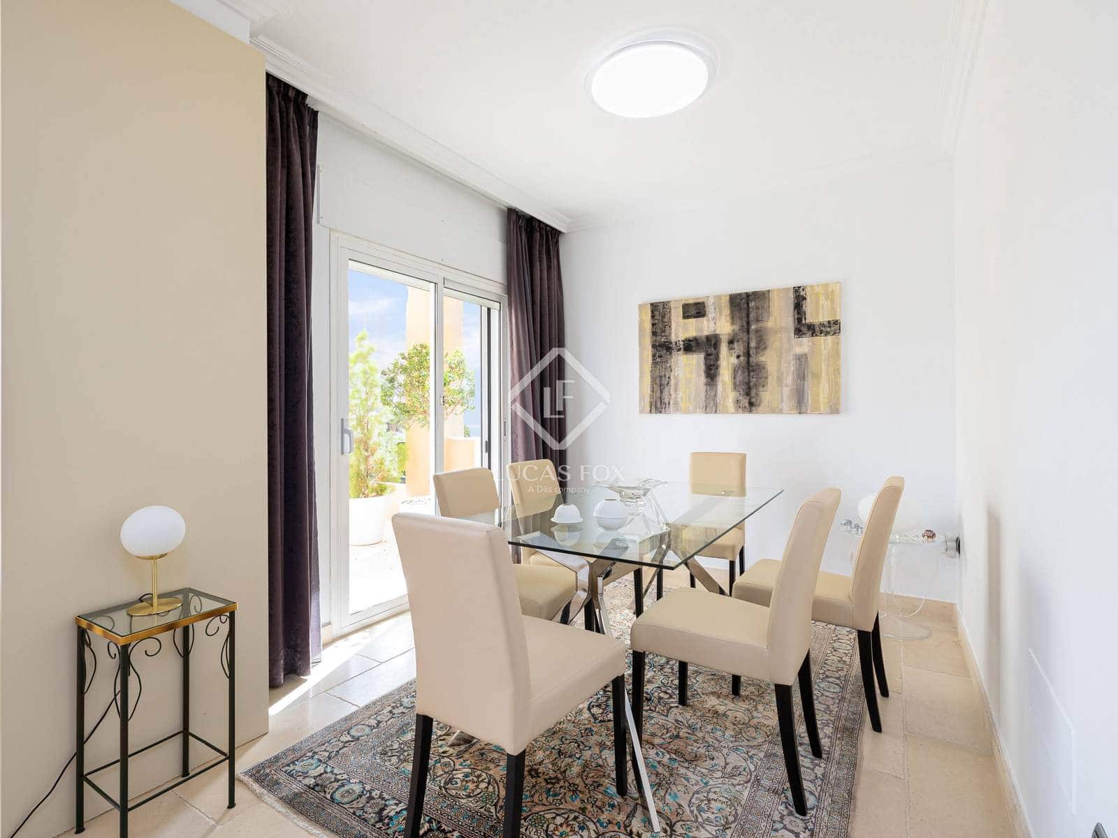 4 Zimmer Villa zu verkaufen in Nueva Andalucia mit Pool Garage - 890.000 € (Ref: 8987193)