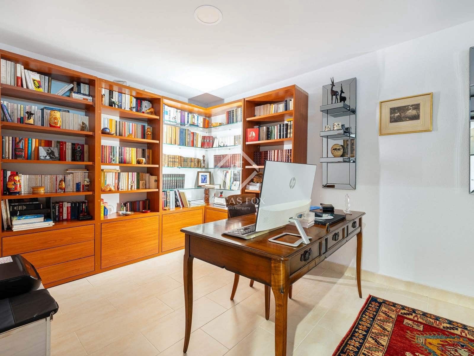 4 Zimmer Villa zu verkaufen in Nueva Andalucia mit Pool Garage - 890.000 € (Ref: 8987193)