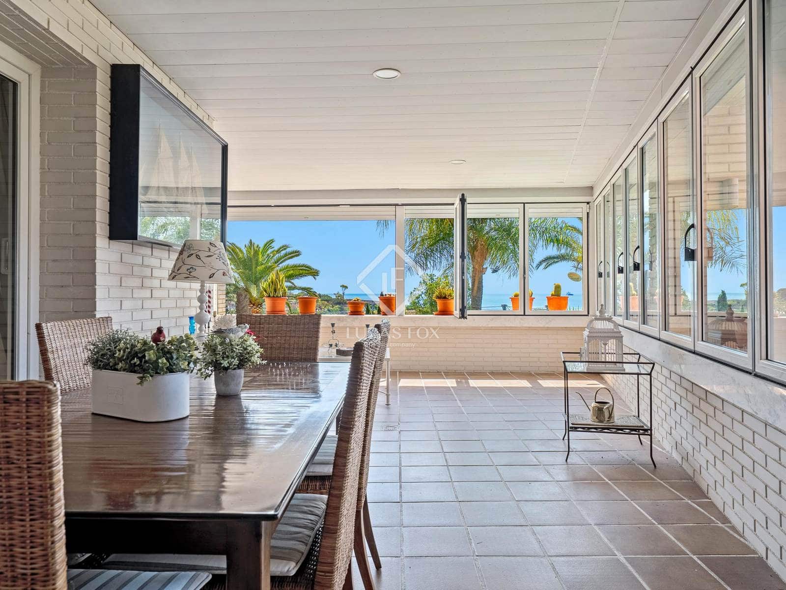 4 bedroom Apartment for sale in Tarragona city with pool garage - € 890,000 (Ref: 8987339)