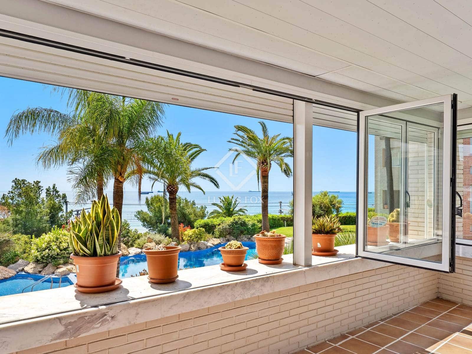 4 bedroom Apartment for sale in Tarragona city with pool garage - € 890,000 (Ref: 8987339)