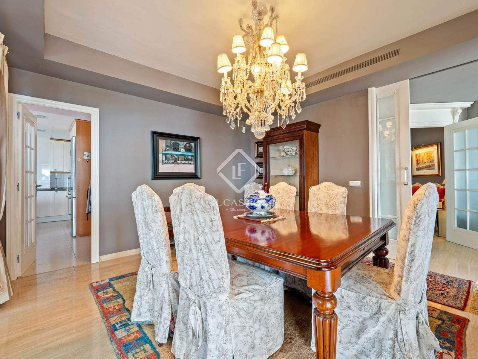 4 bedroom Apartment for sale in Tarragona city with pool garage - € 890,000 (Ref: 8987339)