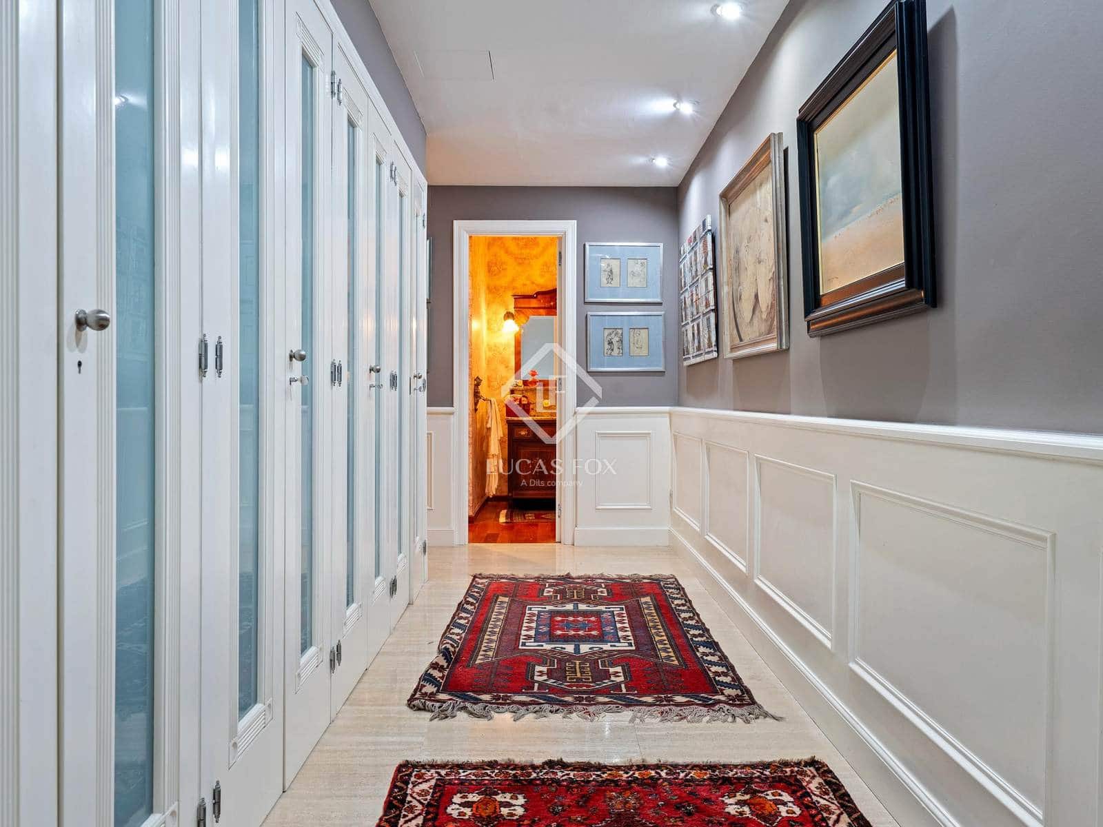 4 bedroom Apartment for sale in Tarragona city with pool garage - € 890,000 (Ref: 8987339)