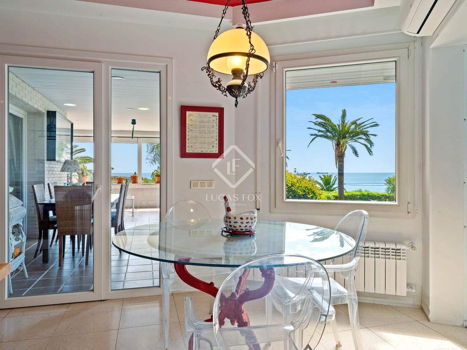 4 bedroom Apartment for sale in Tarragona city with pool garage - € 890,000 (Ref: 8987339)