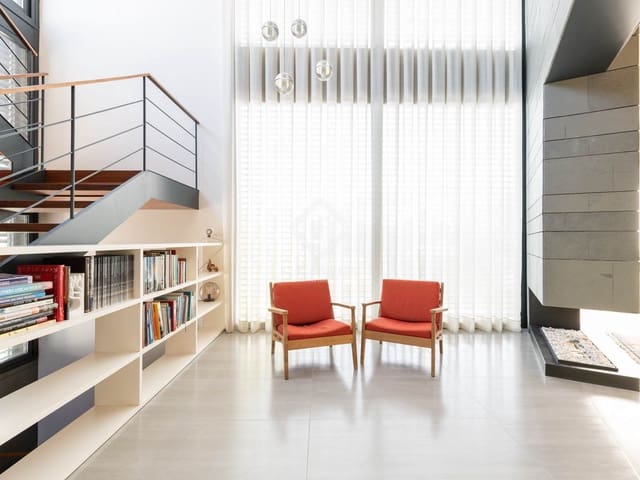 5 Zimmer Villa zu verkaufen in Begues mit Garage - 950.000 € (Ref: 8987746)