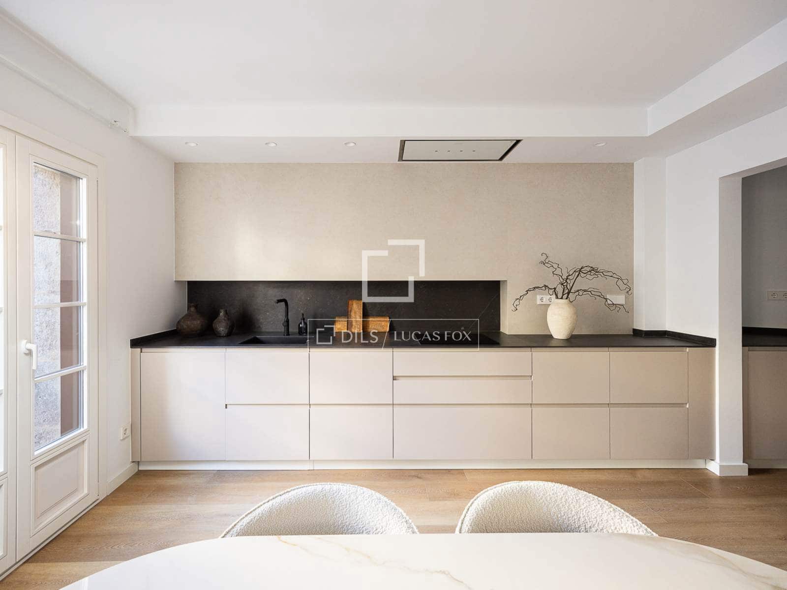 3 makuuhuone Huoneisto myytävänä paikassa Barcelona kaupunki mukana uima-altaan - 720 000 € (Ref: 8988862)