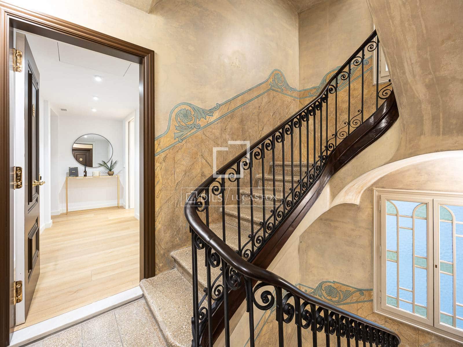 3 makuuhuone Huoneisto myytävänä paikassa Barcelona kaupunki mukana uima-altaan - 720 000 € (Ref: 8988862)