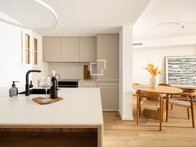 3 quarto Apartamento para venda em Barcelona cidade com piscina - 770 000 € (Ref: 8988863)