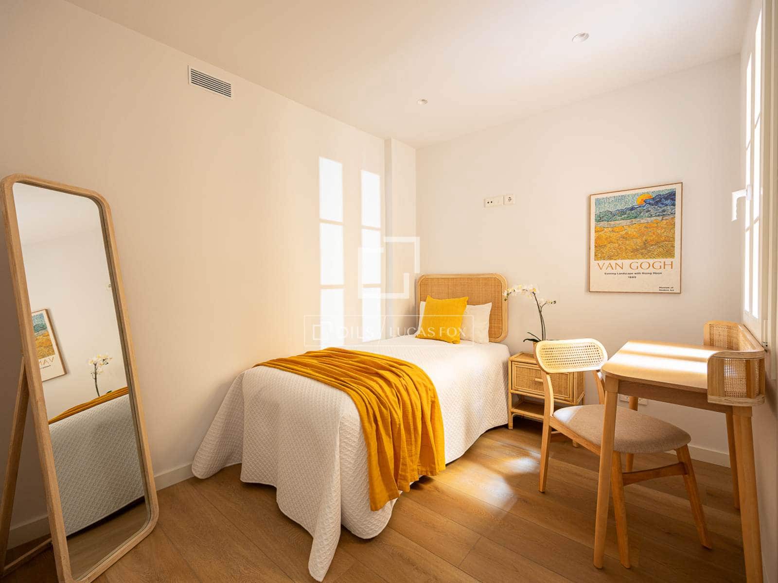 3 bedroom Apartment for sale in Barcelona city with pool - € 770,000 (Ref: 8988863)