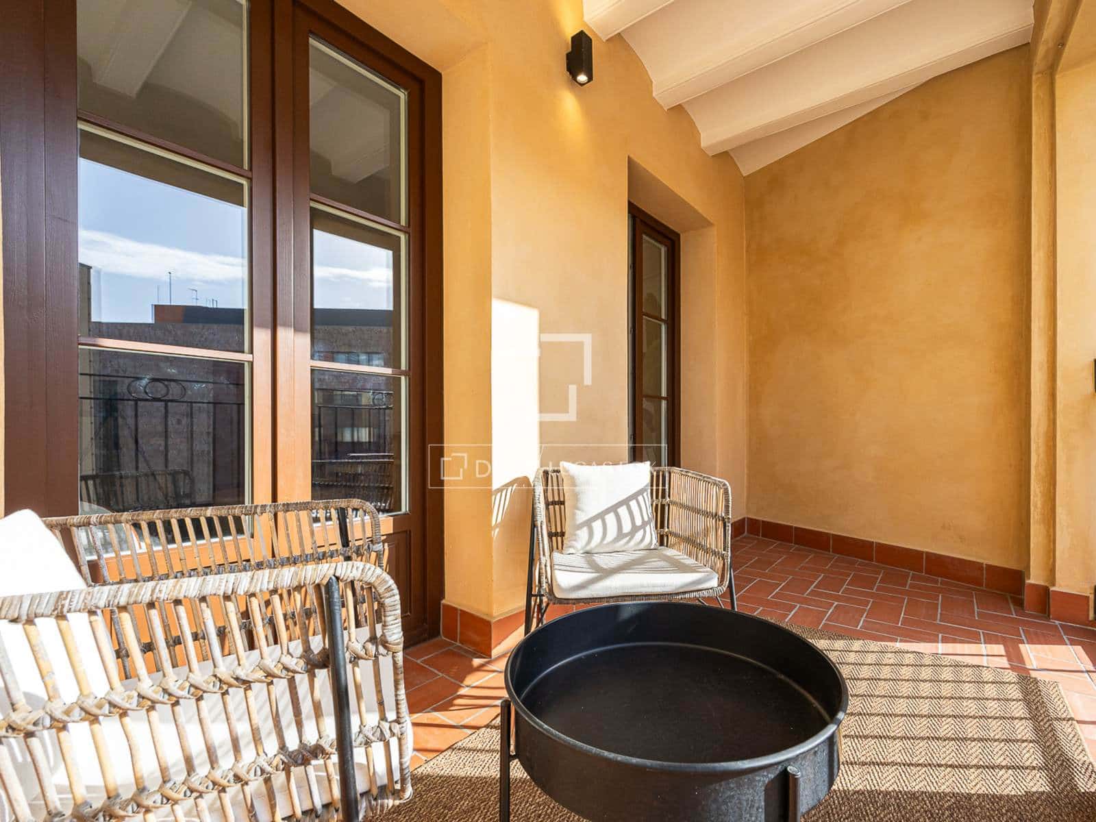 3 bedroom Apartment for sale in Barcelona city with pool - € 770,000 (Ref: 8988863)