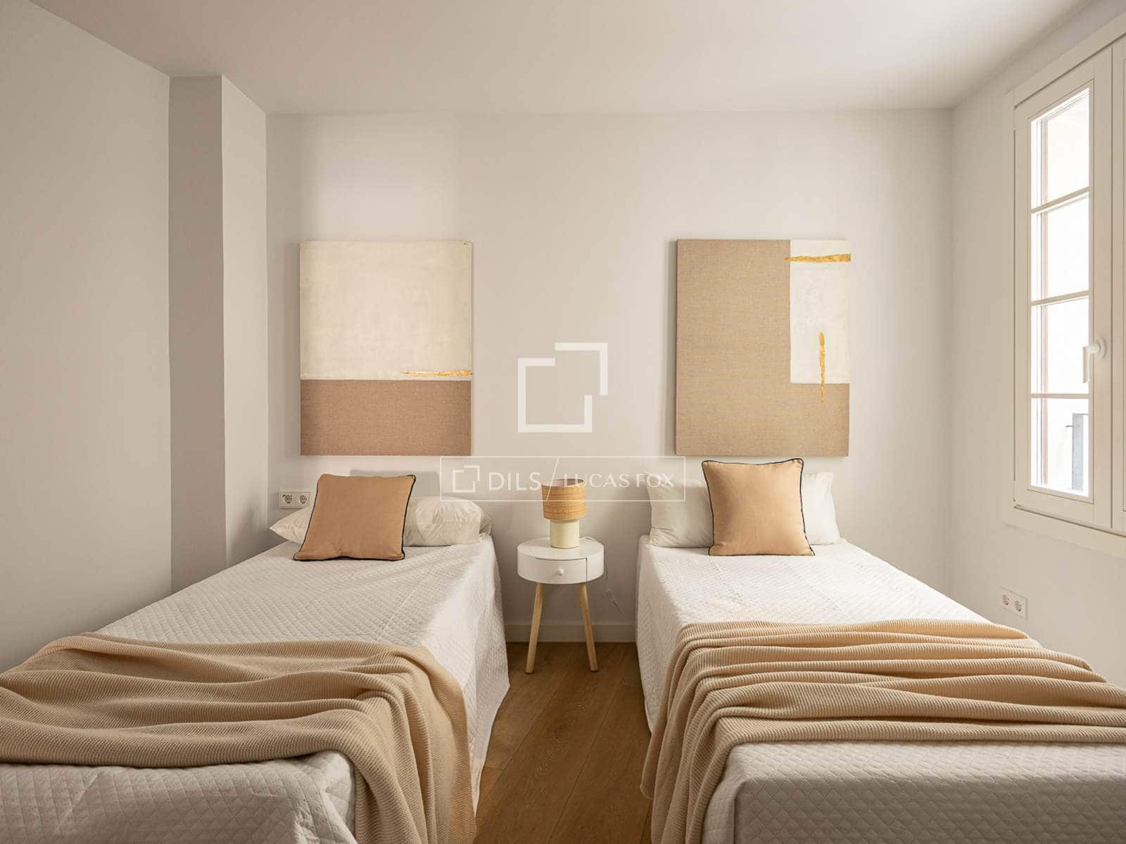 3 bedroom Apartment for sale in Barcelona city with pool - € 770,000 (Ref: 8988863)