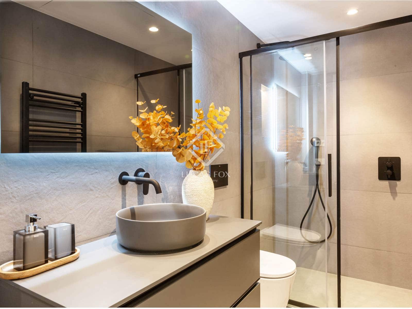 3 slaapkamer Appartement te koop in Barcelona stad met zwembad - € 720.000 (Ref: 8988864)