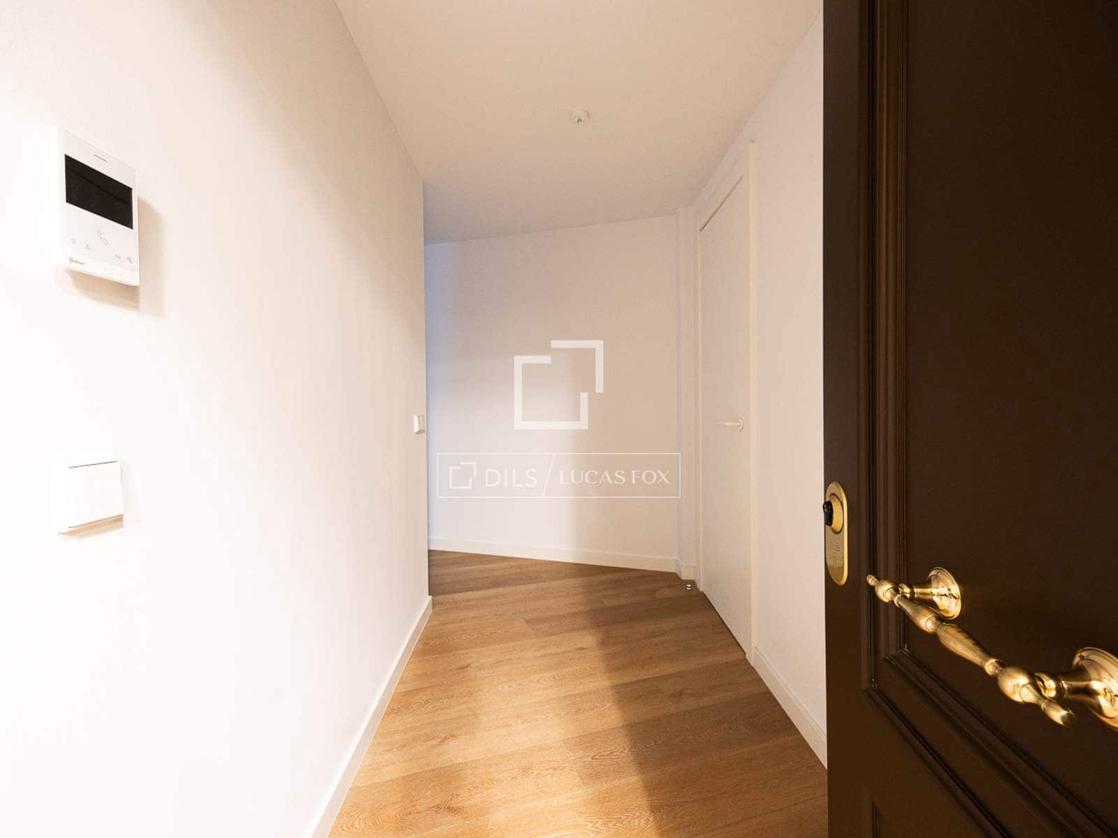 3 soveværelse Lejlighed til salg i Barcelona by med swimmingpool - € 720.000 (Ref: 8988864)