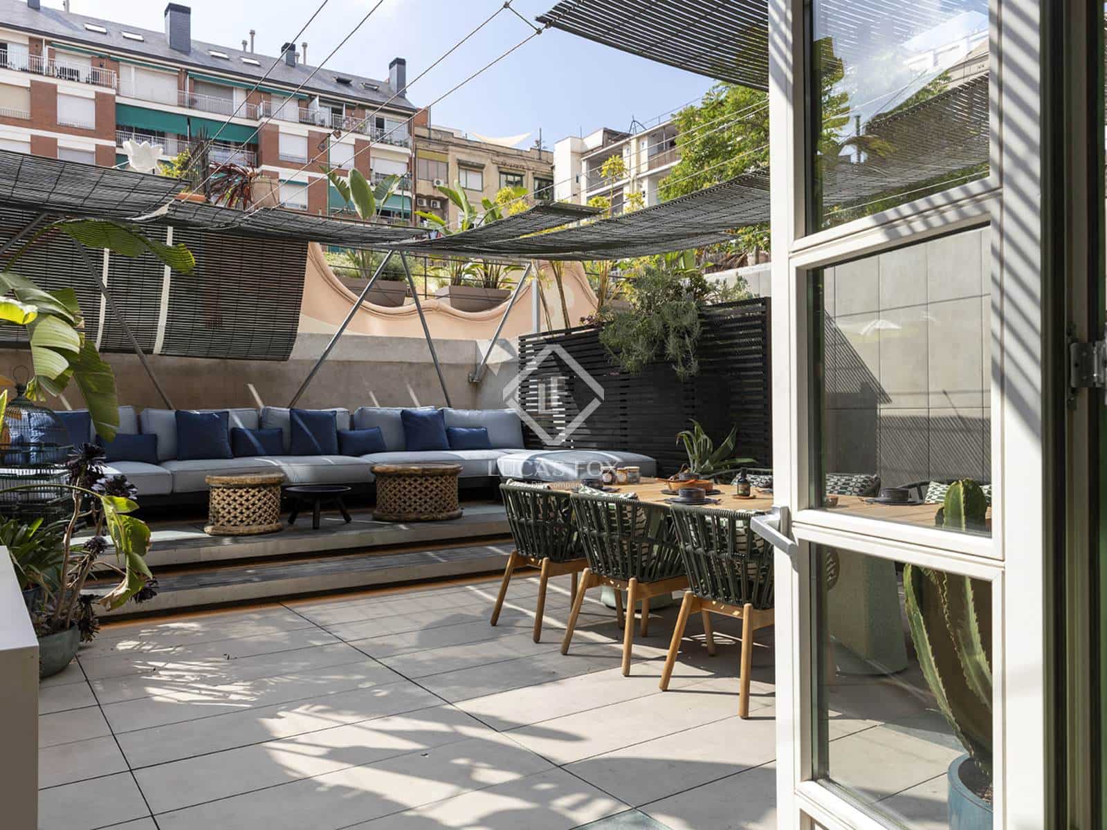 2 soveværelse Lejlighed til salg i Barcelona by - € 1.350.000 (Ref: 8988866)