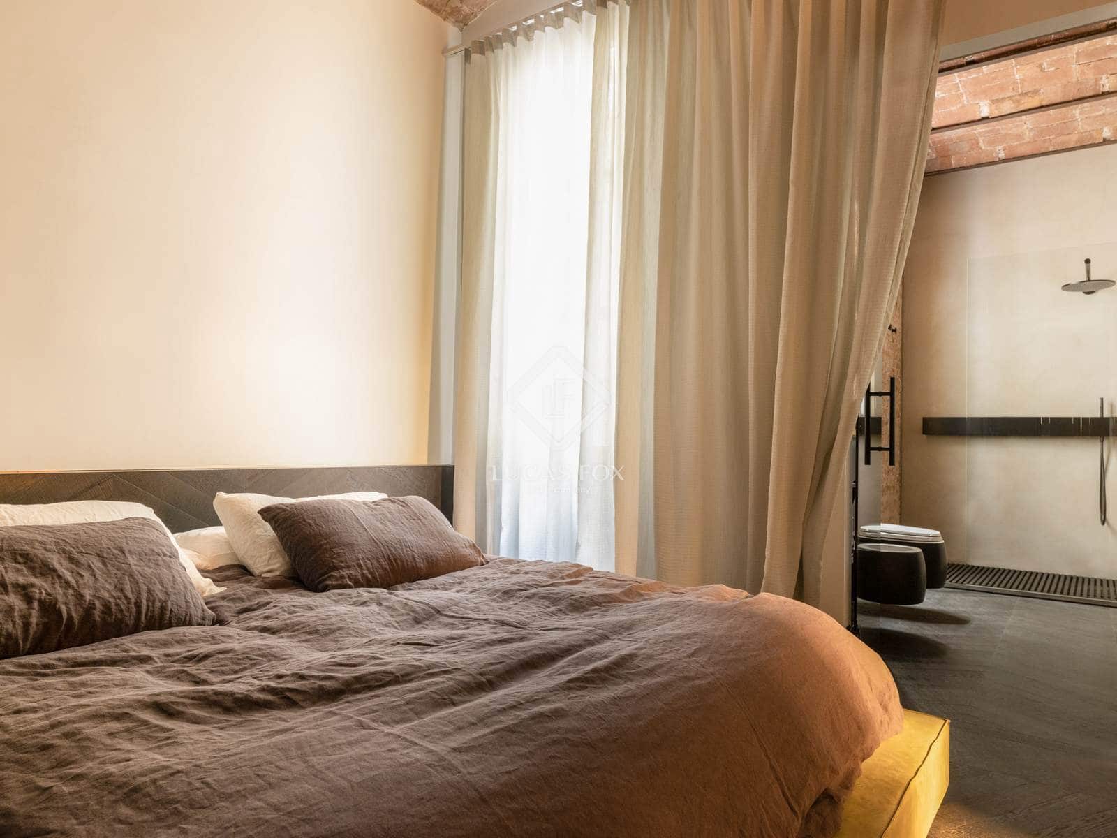 2 soveværelse Lejlighed til salg i Barcelona by - € 1.350.000 (Ref: 8988866)