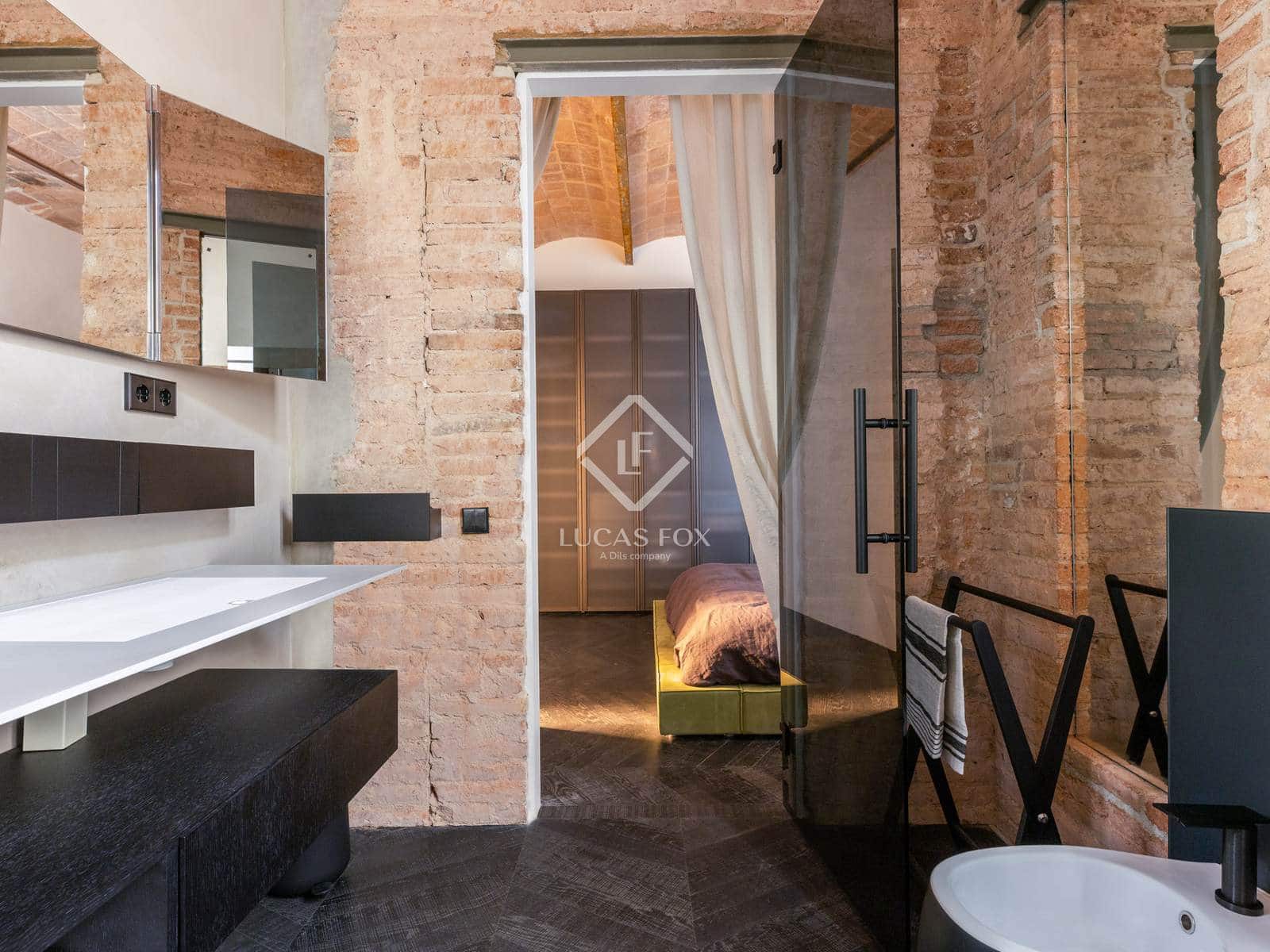 2 soveværelse Lejlighed til salg i Barcelona by - € 1.350.000 (Ref: 8988866)