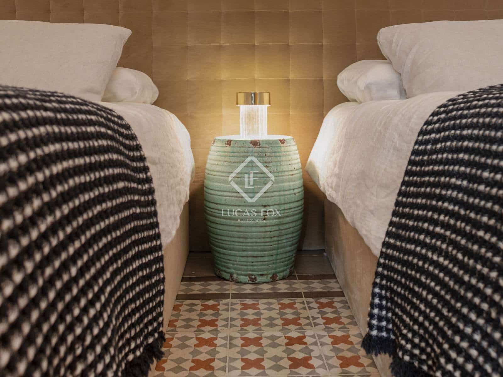 2 soveværelse Lejlighed til salg i Barcelona by - € 1.350.000 (Ref: 8988866)