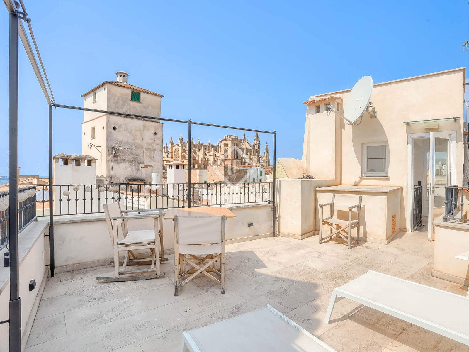2 soveværelse Lejlighed til salg i Palma de Mallorca - € 1.592.000 (Ref: 8989817)