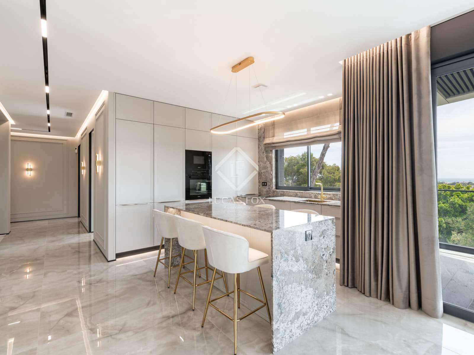 7 slaapkamer Villa te koop in Castelldefels met zwembad - € 4.900.000 (Ref: 8990050)