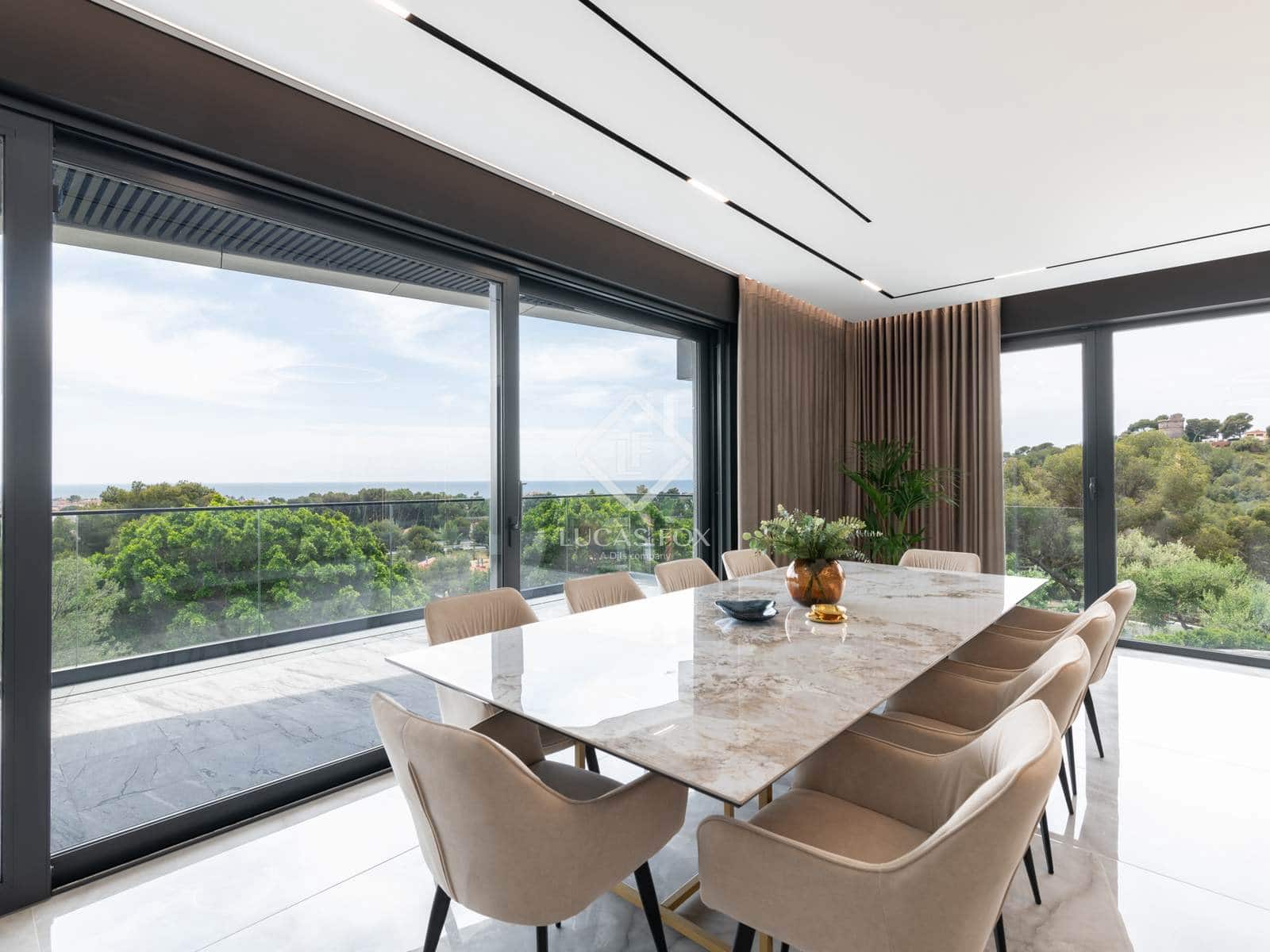 7 slaapkamer Villa te koop in Castelldefels met zwembad - € 4.900.000 (Ref: 8990050)