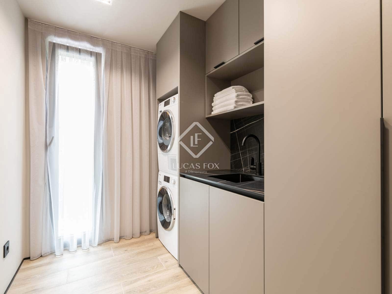 7 slaapkamer Villa te koop in Castelldefels met zwembad - € 4.900.000 (Ref: 8990050)