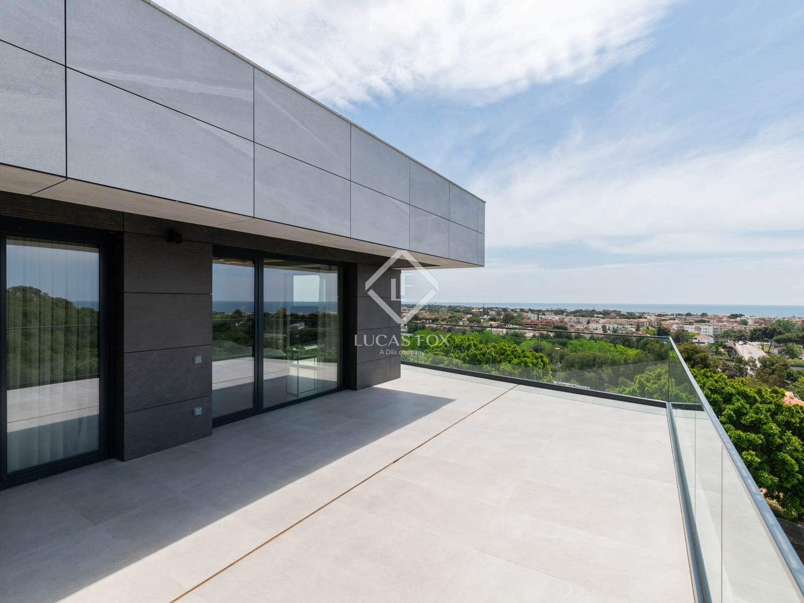 7 slaapkamer Villa te koop in Castelldefels met zwembad - € 4.900.000 (Ref: 8990050)