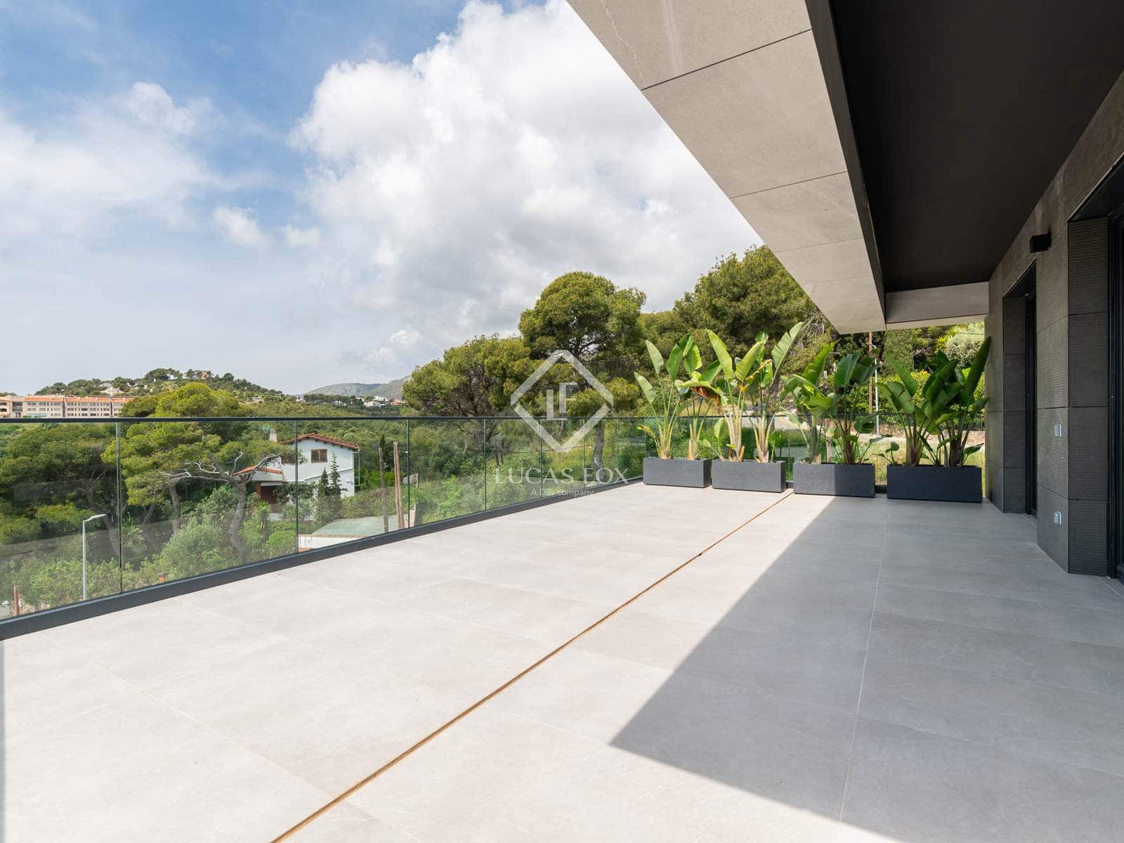 7 slaapkamer Villa te koop in Castelldefels met zwembad - € 4.900.000 (Ref: 8990050)