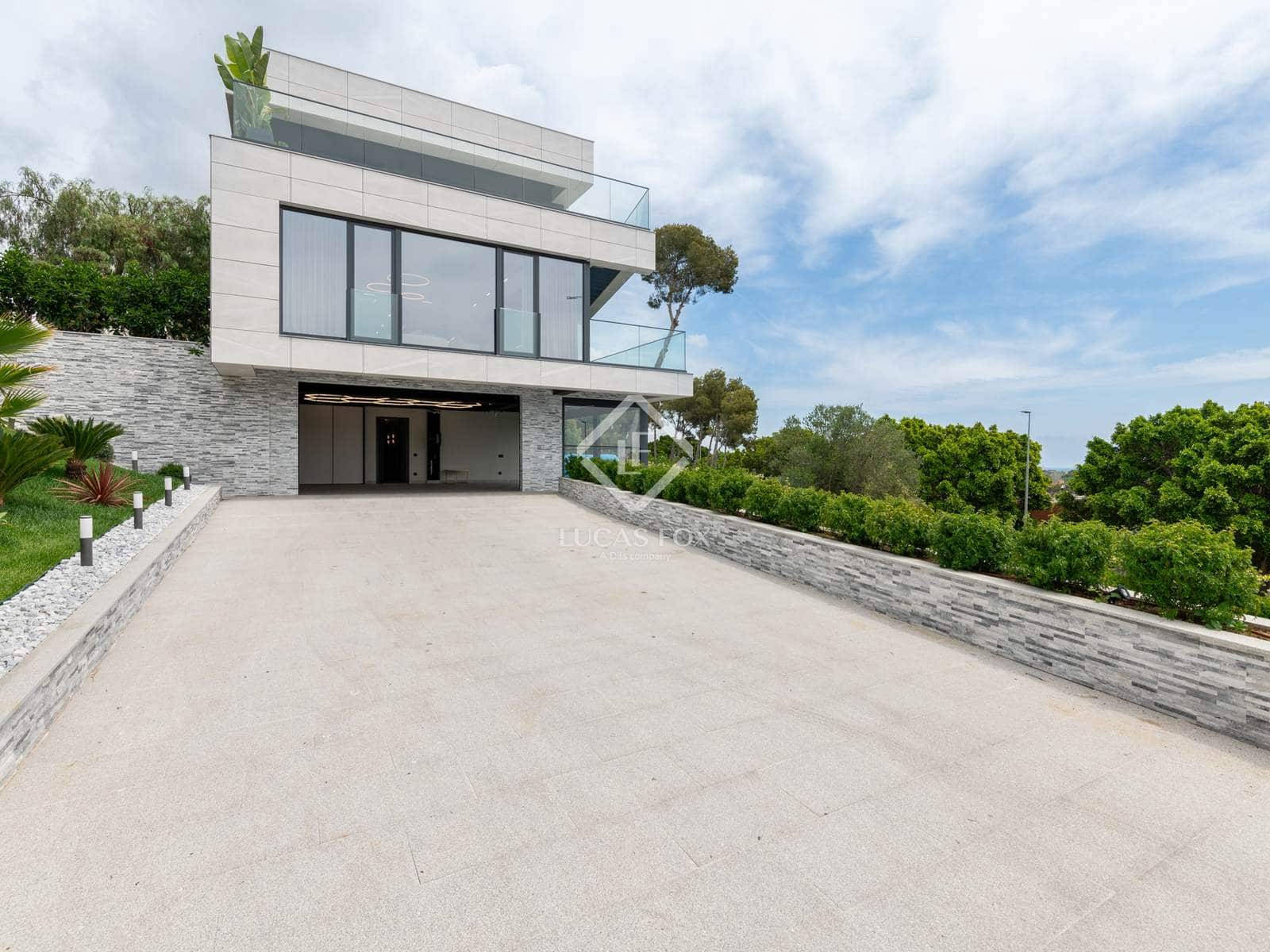 7 slaapkamer Villa te koop in Castelldefels met zwembad - € 4.900.000 (Ref: 8990050)