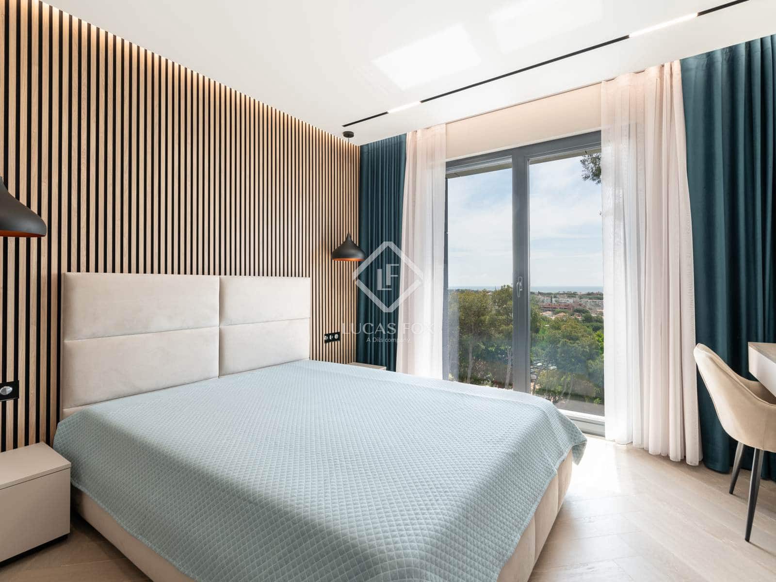 7 slaapkamer Villa te koop in Castelldefels met zwembad - € 4.900.000 (Ref: 8990050)