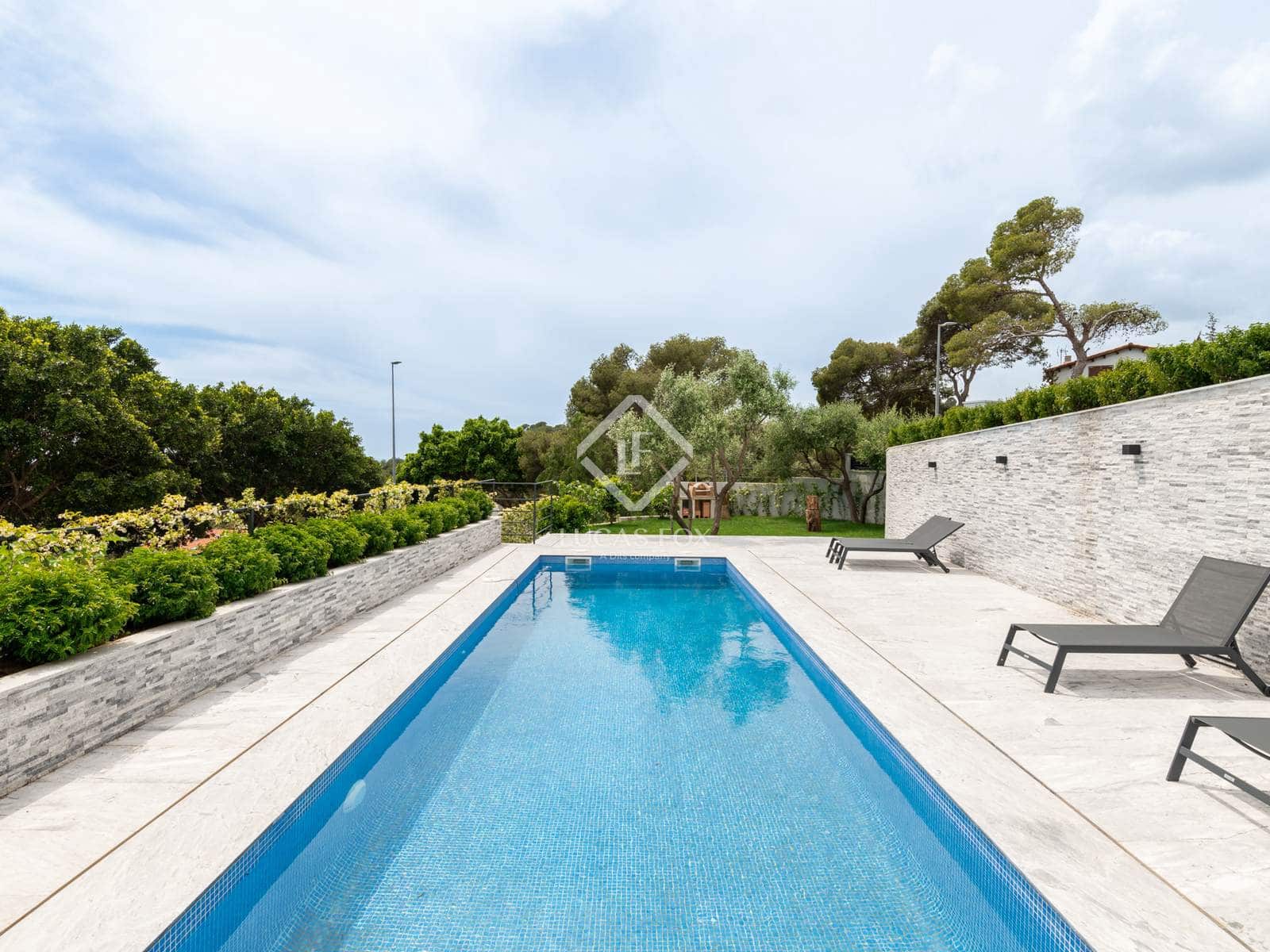 7 slaapkamer Villa te koop in Castelldefels met zwembad - € 4.900.000 (Ref: 8990050)