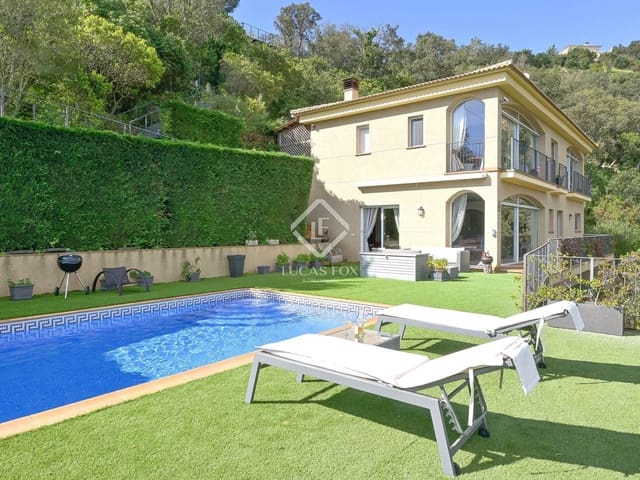4 camera da letto Villa in vendita in Castell-Platja d'Aro con piscina garage - 1.300.000 € (Rif: 8990193)