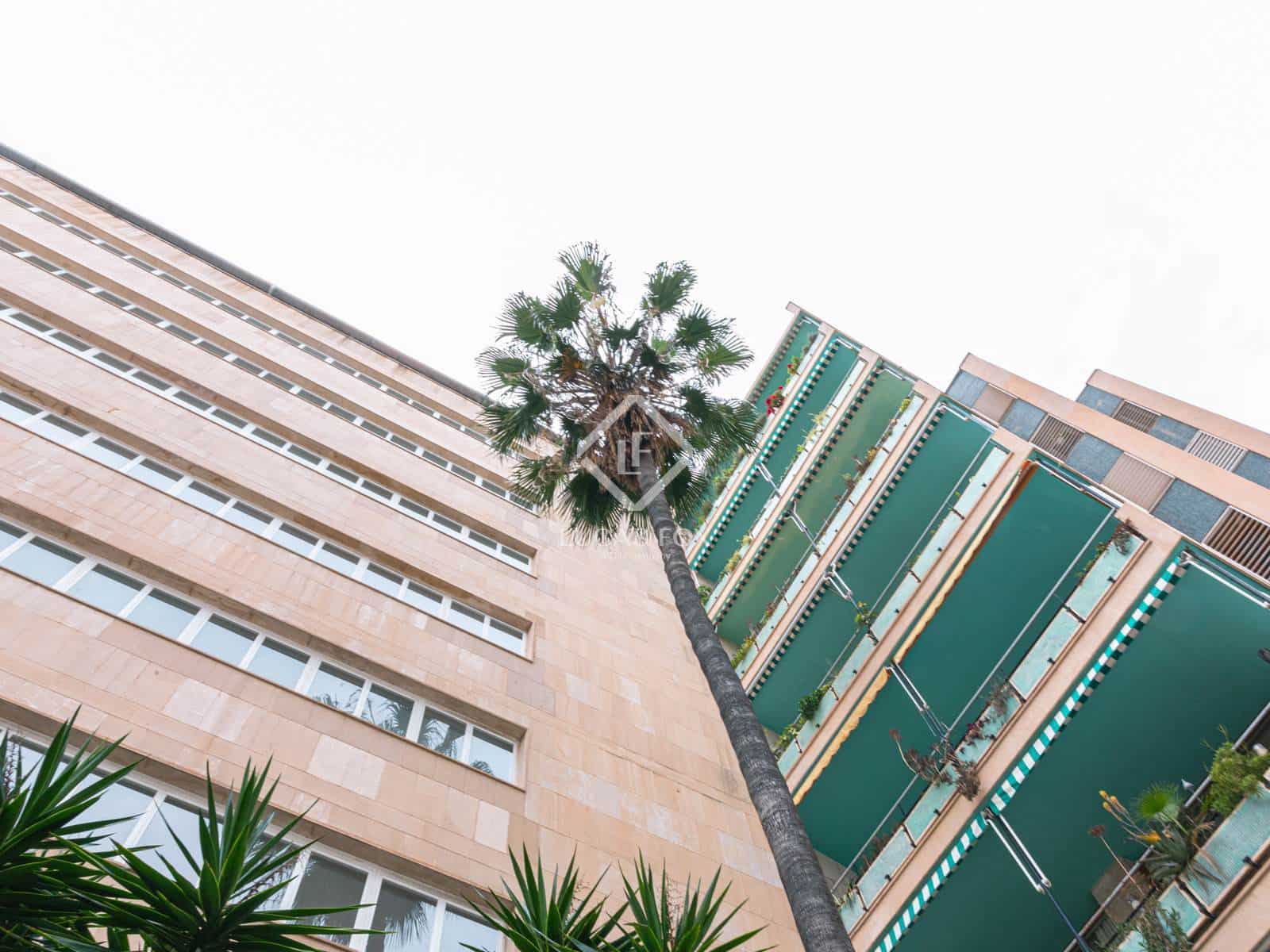 5 soveværelse Lejlighed til salg i Palma de Mallorca med swimmingpool - € 2.475.000 (Ref: 8992998)