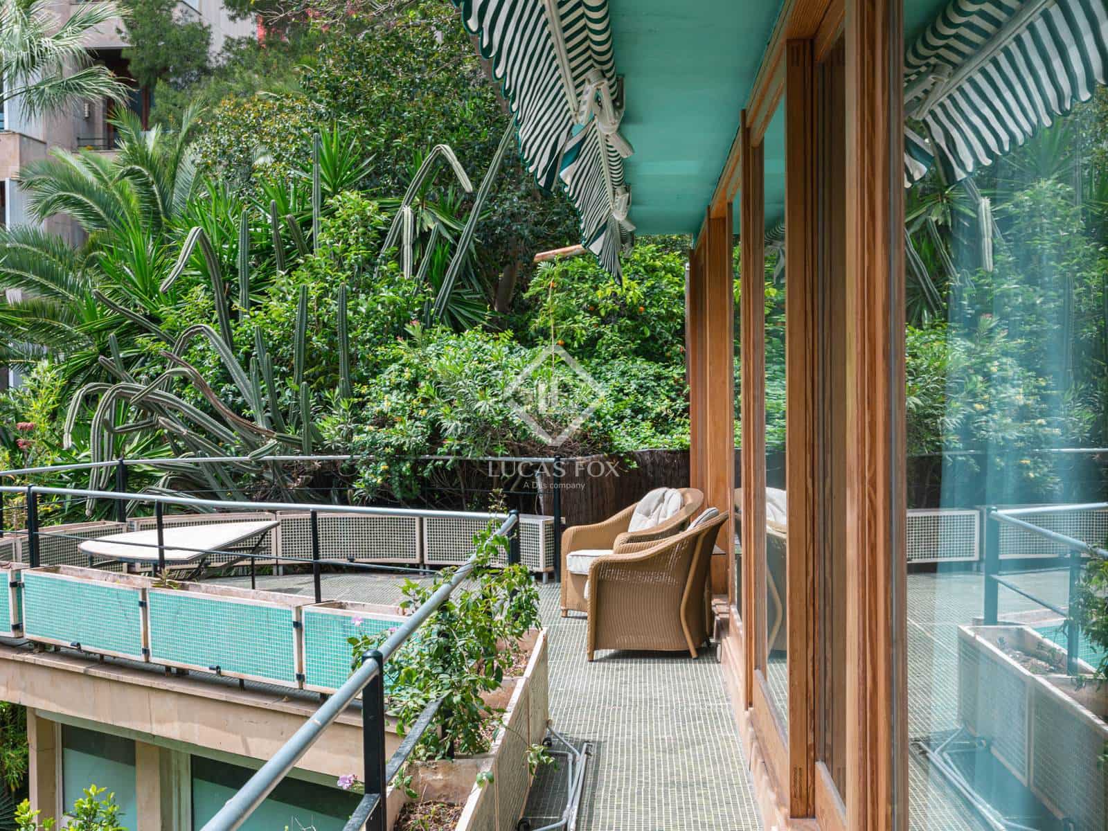 5 soveværelse Lejlighed til salg i Palma de Mallorca med swimmingpool - € 2.475.000 (Ref: 8992998)