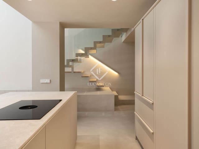 Apartamento de 3 habitaciones en Girona ciudad en venta con garaje - 1.490.000 € (Ref: 8993246)