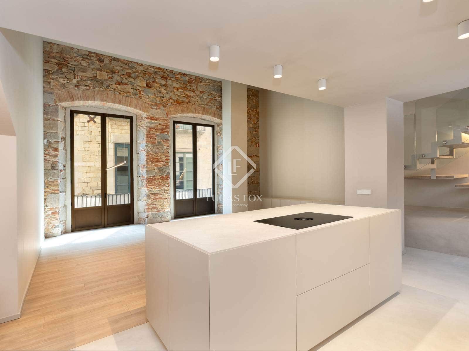 2 soveværelse Lejlighed til salg i Girona by med garage - € 1.300.000 (Ref: 8993252)