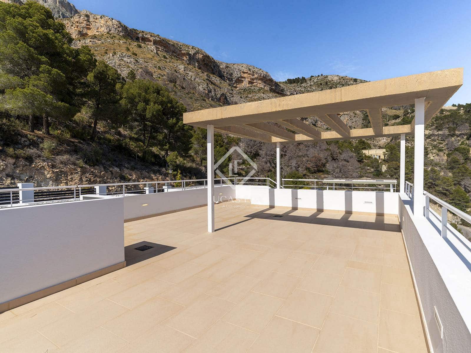 3 chambre Villa/Maison à vendre à Altea avec piscine garage - 1 295 000 € (Ref: 8993397)