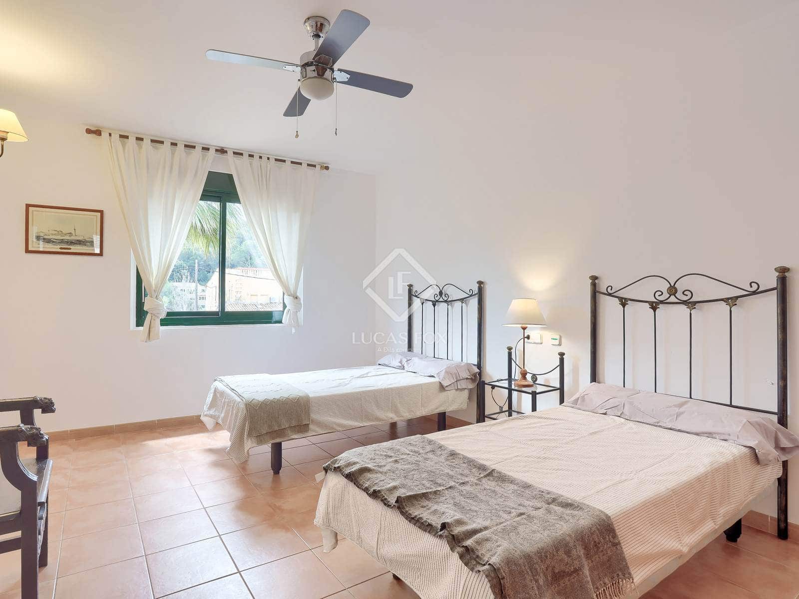 4 soveværelse Villa til salg i Cala San Vicente / Cala Sant Vicenc med swimmingpool - € 790.000 (Ref: 8997597)