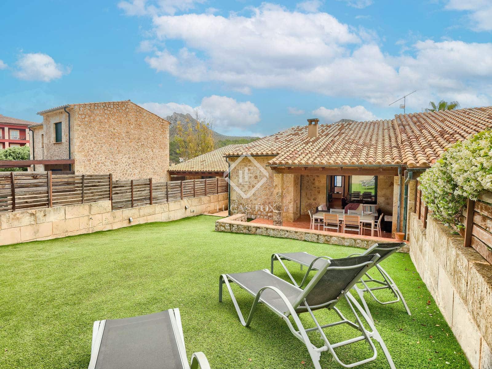 4 soveværelse Villa til salg i Cala San Vicente / Cala Sant Vicenc med swimmingpool - € 790.000 (Ref: 8997597)