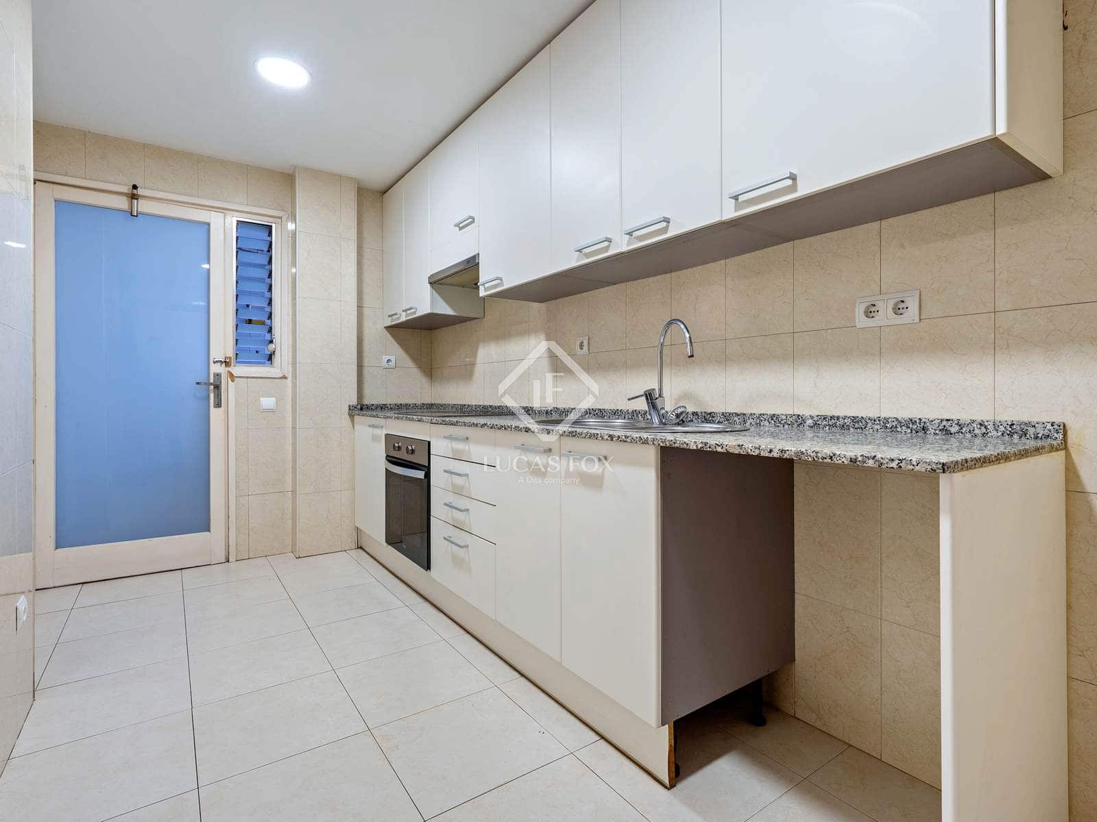 3 bedroom Apartment for sale in Tarragona city with garage - € 345,000 (Ref: 8998278)
