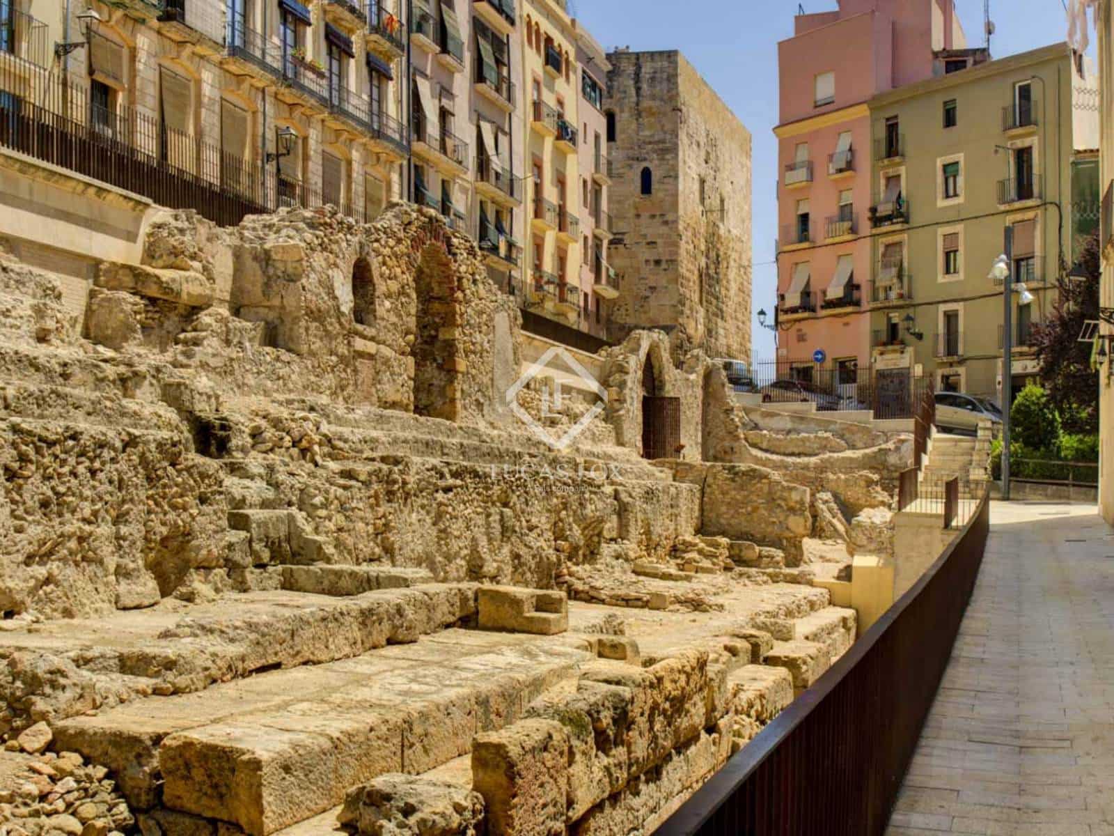 3 bedroom Apartment for sale in Tarragona city with garage - € 345,000 (Ref: 8998278)