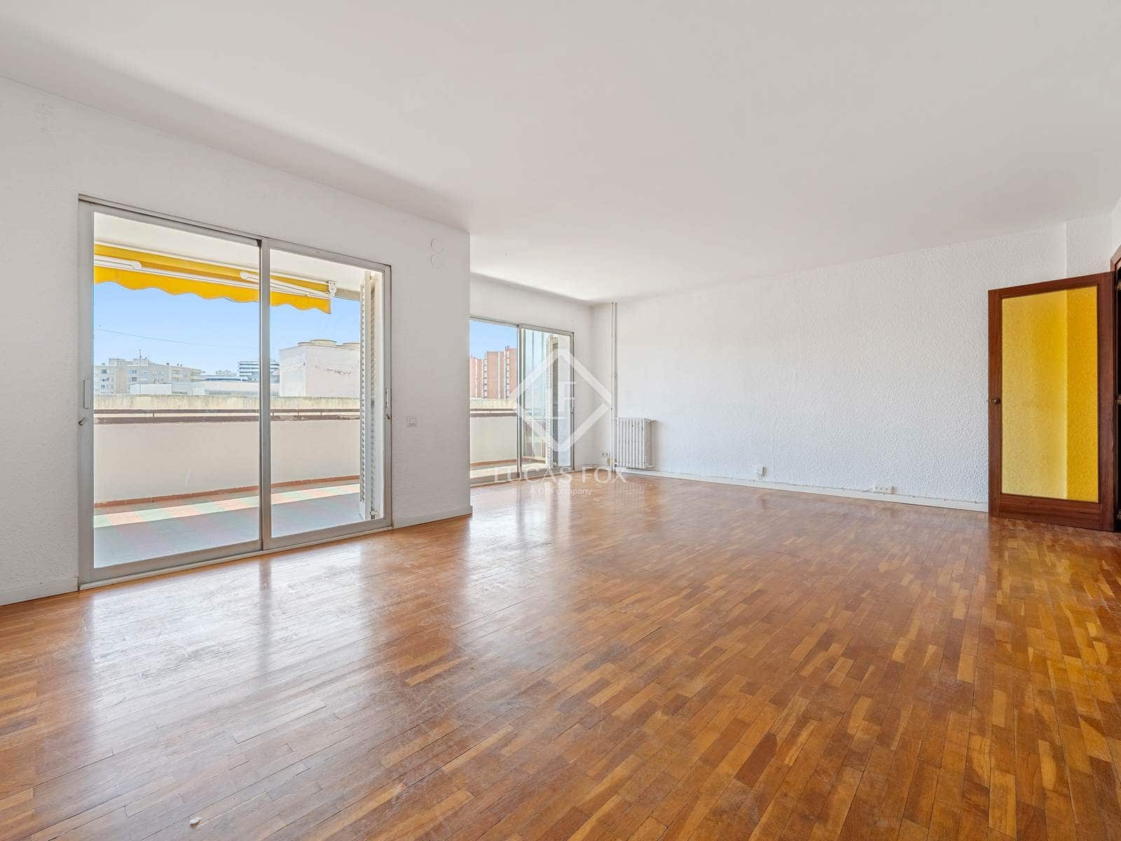 3 bedroom Apartment for sale in Tarragona city with garage - € 345,000 (Ref: 8998278)