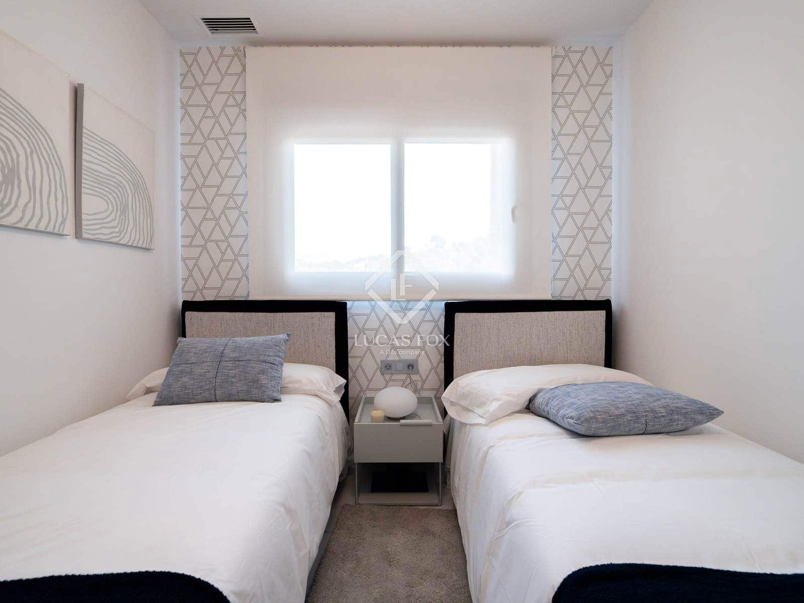 2 soveværelse Lejlighed til salg i Benidorm med swimmingpool garage - € 414.000 (Ref: 8998279)