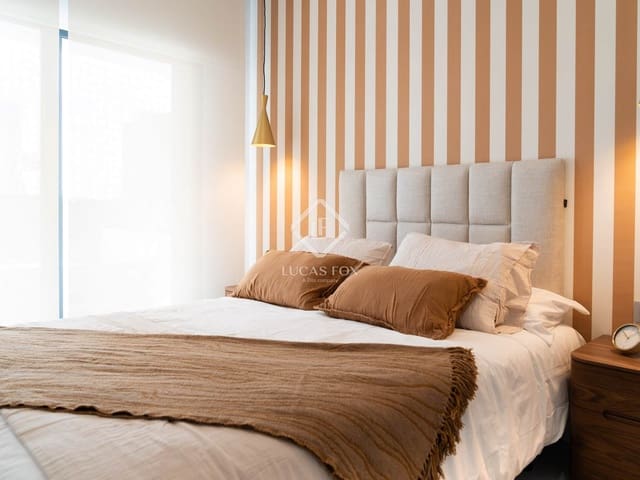 2 soveværelse Lejlighed til salg i Benidorm med swimmingpool garage - € 414.000 (Ref: 8998279)