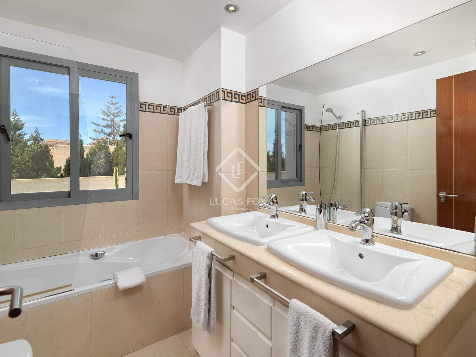 4 Zimmer Villa zu verkaufen in San Jose / Sant Josep de Sa Talaia mit Garage - 2.250.000 € (Ref: 8998281)