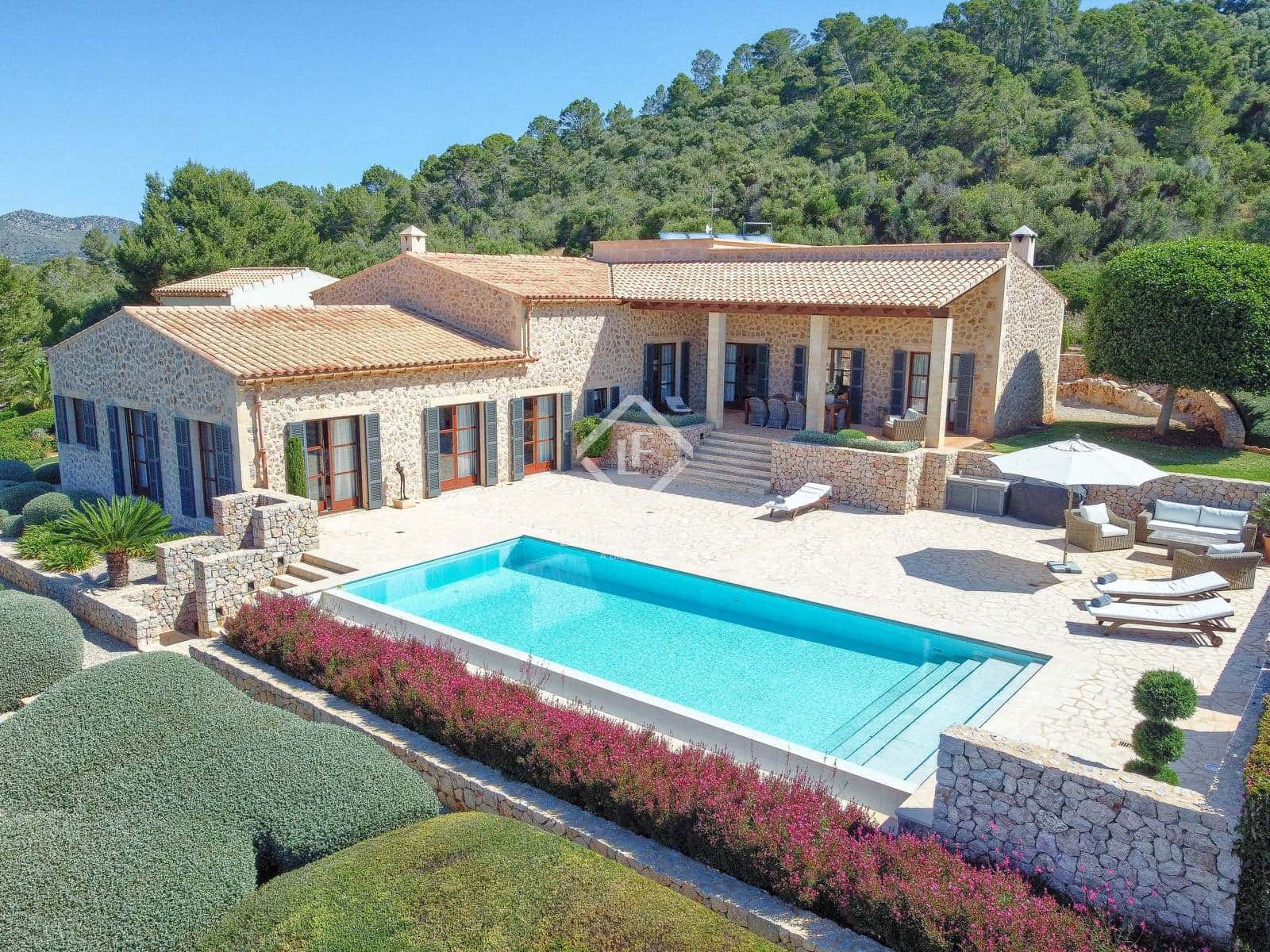 5 soveværelse Finca/Landehus til salg i Sant Llorenc des Cardassar med swimmingpool garage - € 4.650.000 (Ref: 9000611)