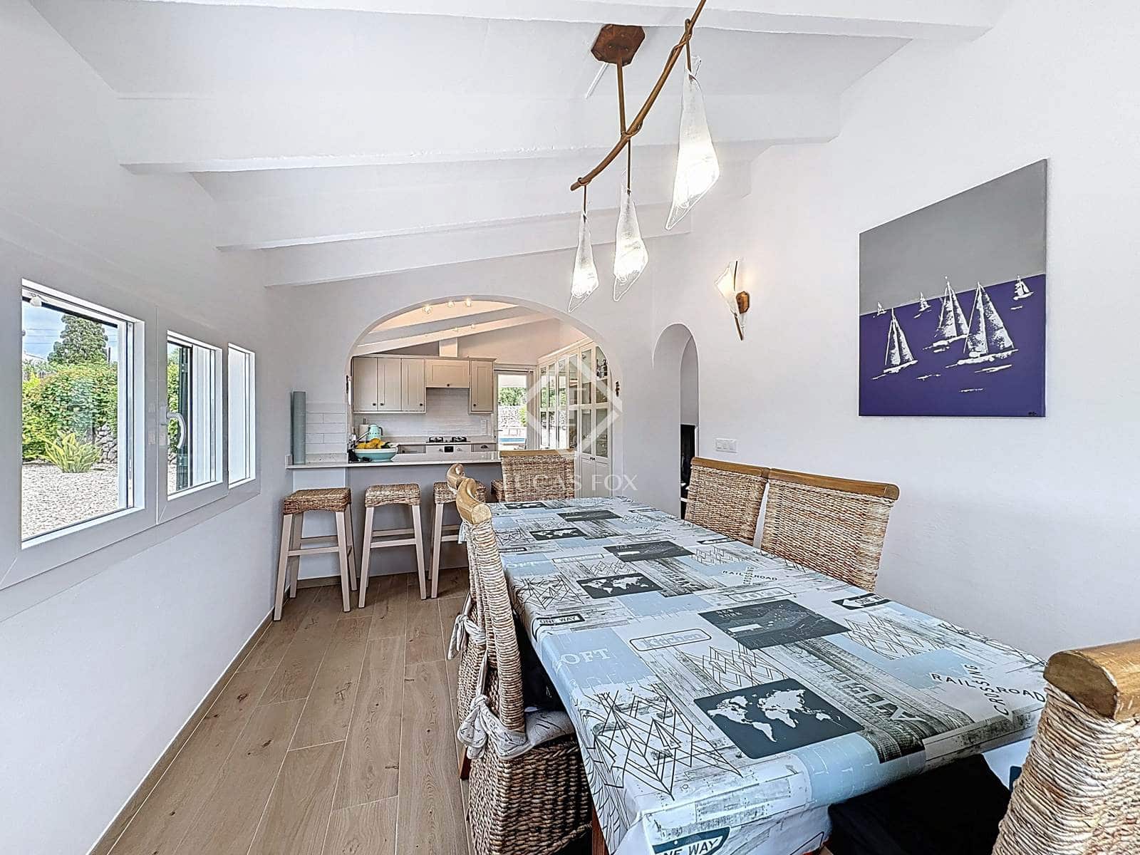 3 soveværelse Finca/Landehus til salg i San Luis / Sant Lluis med swimmingpool garage - € 990.000 (Ref: 9001925)