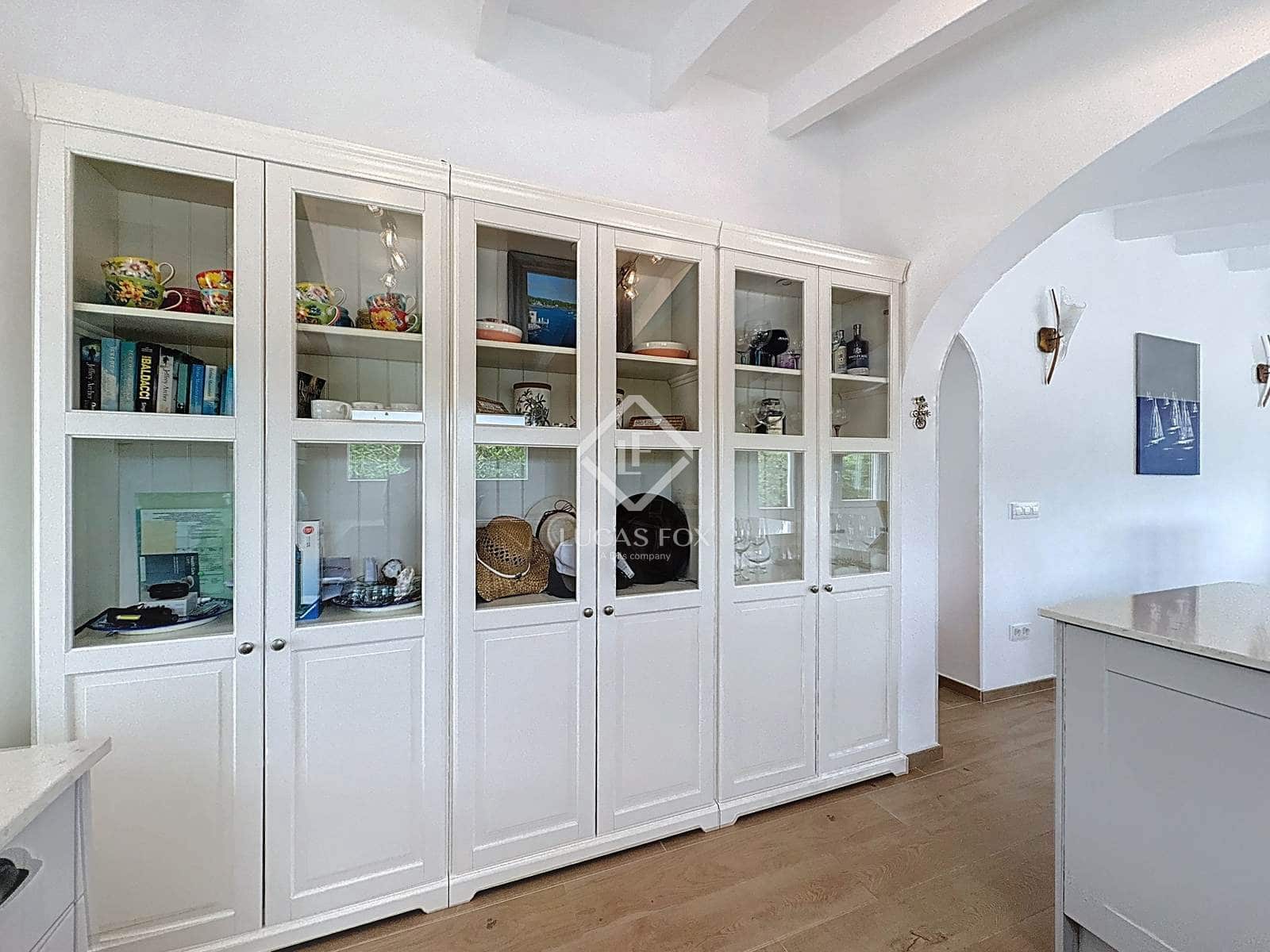 3 soveværelse Finca/Landehus til salg i San Luis / Sant Lluis med swimmingpool garage - € 990.000 (Ref: 9001925)