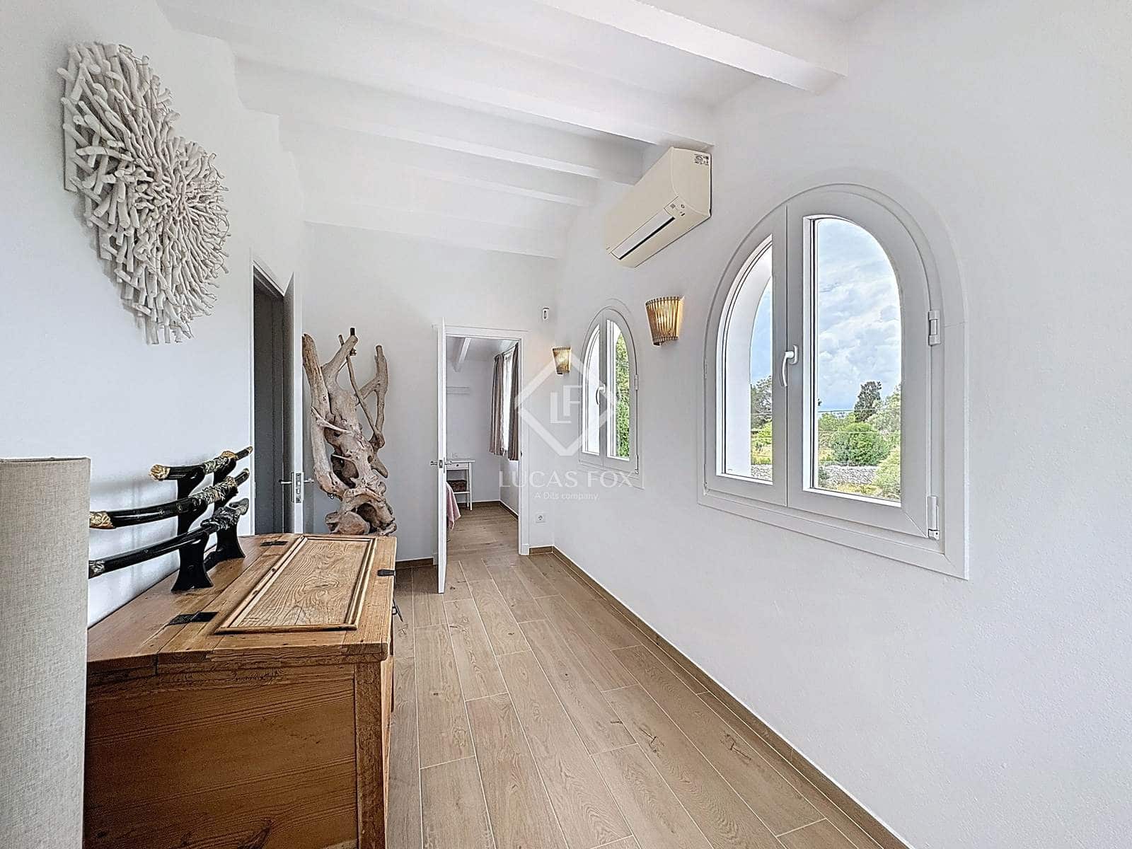 3 soveværelse Finca/Landehus til salg i San Luis / Sant Lluis med swimmingpool garage - € 990.000 (Ref: 9001925)