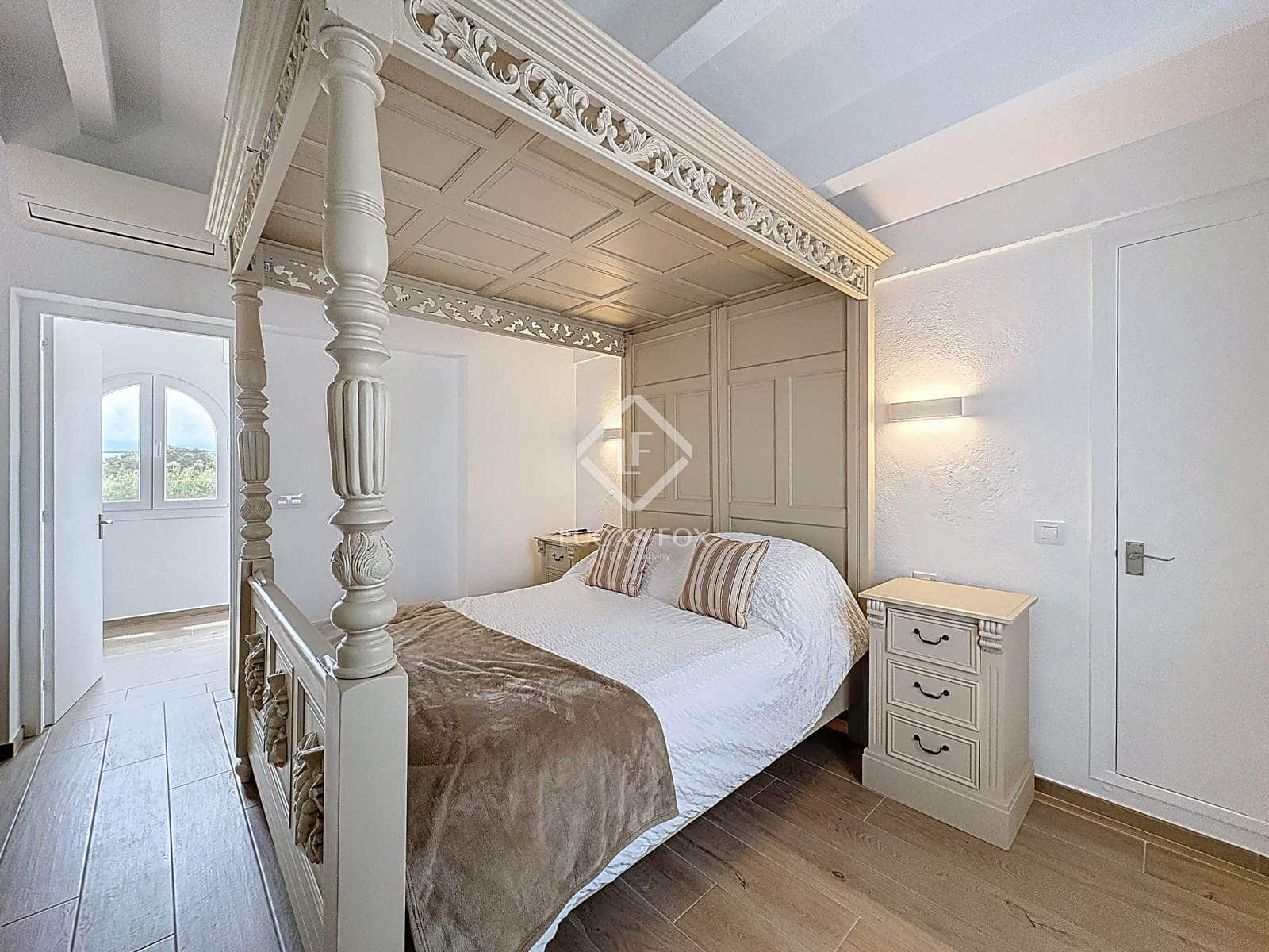 3 soveværelse Finca/Landehus til salg i San Luis / Sant Lluis med swimmingpool garage - € 990.000 (Ref: 9001925)