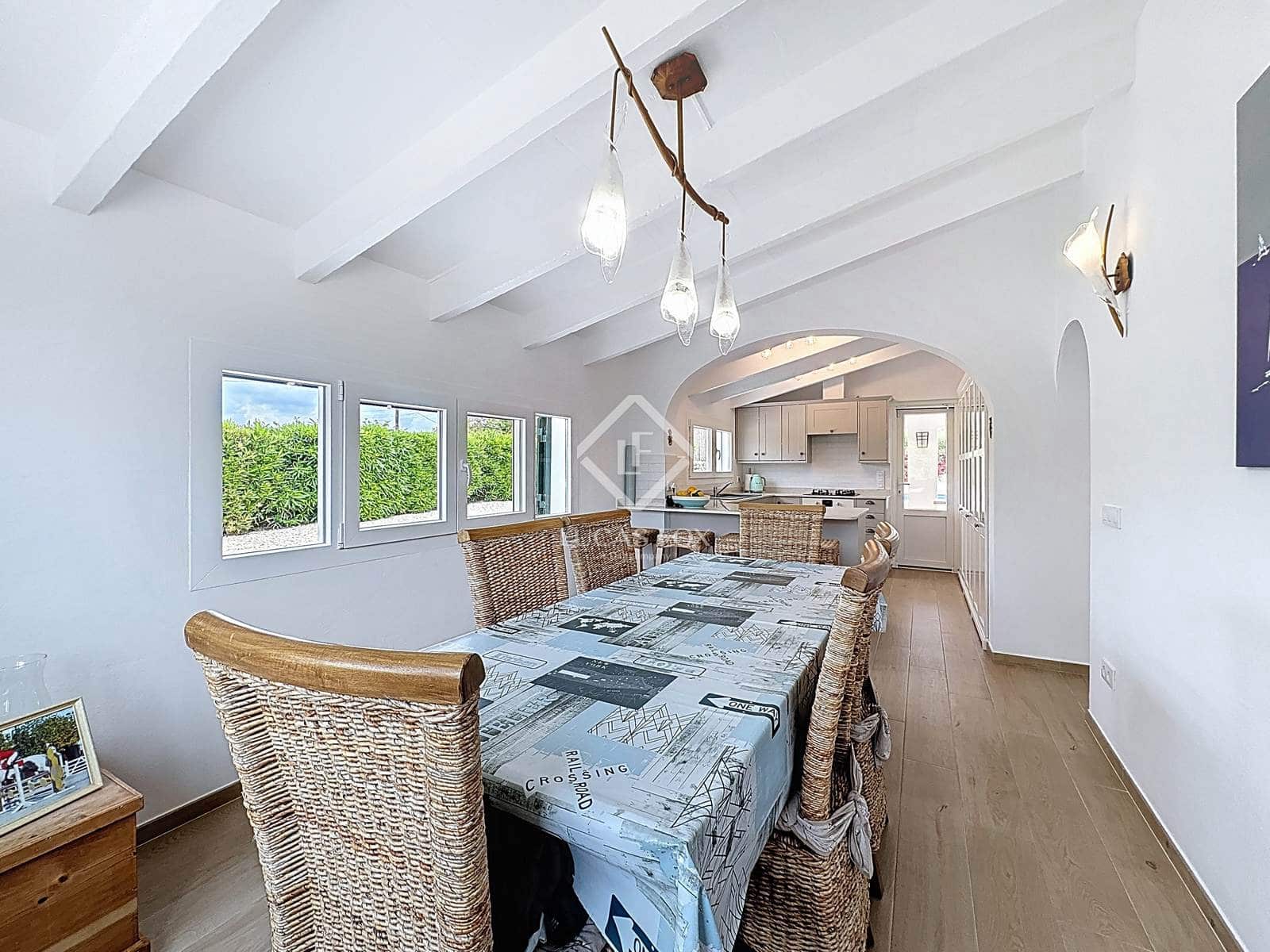 3 soveværelse Finca/Landehus til salg i San Luis / Sant Lluis med swimmingpool garage - € 990.000 (Ref: 9001925)